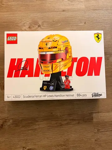 BARGAIN BRAND NEW LEGO 43022 EDITIONS SCUDERIA FERRARI HP LEWIS HAMILTON HELMET