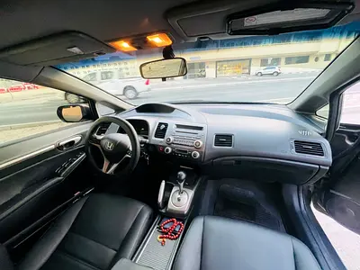 2010 Honda CIVIC — фото 6
