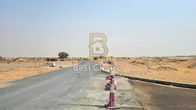 Residential land for sale in a strategic location.