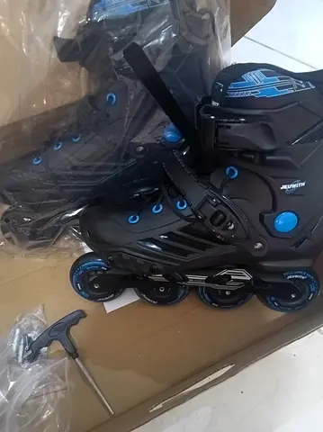INLINE SKATES Professional BRAND NEW 40-41 Women Men, Street Blades Roller knee protection included