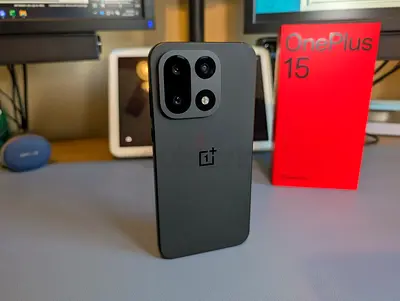 OnePlus 15 - Mint condition, original box included