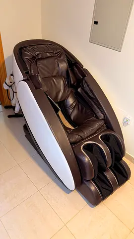 Classifieds: Isukoshi massage chair | dubizzle Dubai