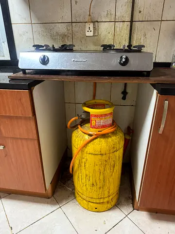 Gas cylinder