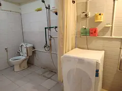 Sharing room
