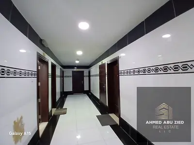 بناية سكنية تجارية للبيع في النعيمية 2 عجمان | شارع الكويت الرئيسي | زاوية شارعين | أرضي وأول | 6 محلات | 3 وحدات سكنية | موقع مميز