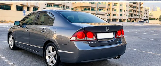 2010 Honda CIVIC — фото 3