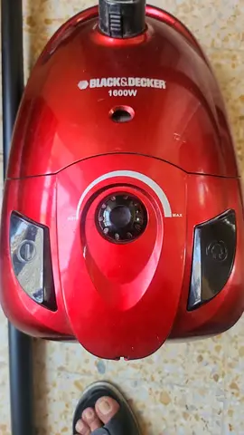 Vacuum cleaner black&deacker 1600 w