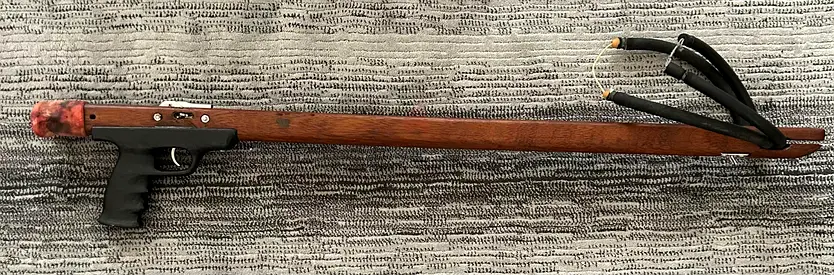 75 Mahogany RIFFE C1 Speargun