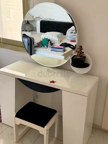 White glossy dresser with round mirror and stool - good condition