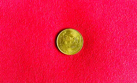 MALAYSIAN COIN 20 SEN ISSUED BY CENTRAL BANK OF MALAYSIA