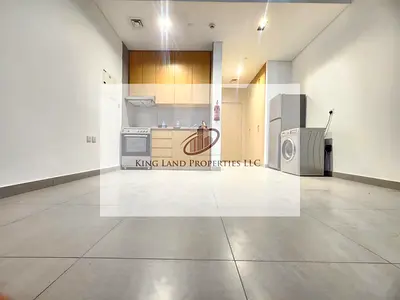 luxurious Studio Available for Rent