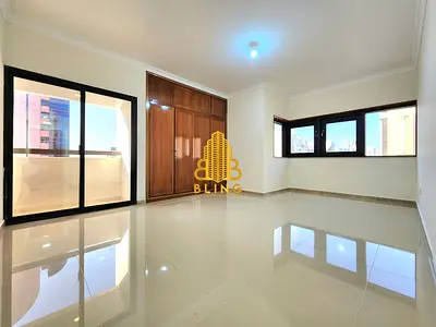 3BHK With Maid Room Balcony & 4 Bathrooms