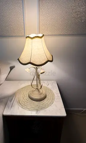 Vintage-style bedside lamp 2 with fabric shade