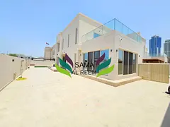 Modern 4 Bed Villa | Private Pool | Elevator | Servant Quarters