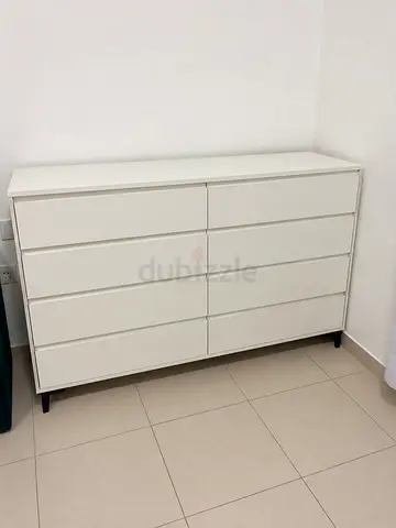 White 8-Drawer Dresser