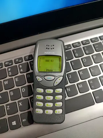 Nokia 3210