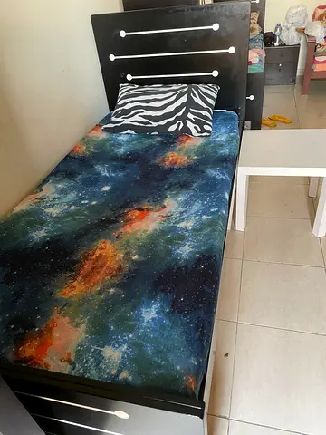 Bed space available for girls