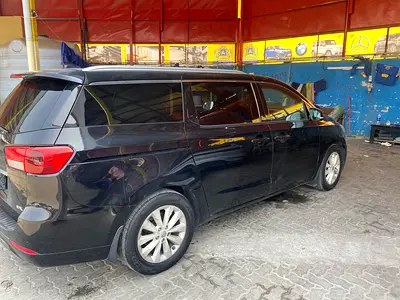 صورة 4 لـ 2017 KIA SEDONA