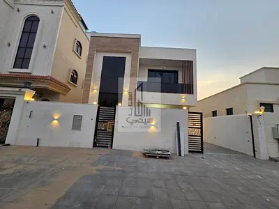 🔥 فيلا مودرن فاخرة للبيع 🔥  تملك حر لكل الجنسيات مع حق التوريث مدى الحياة! 🏡