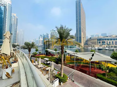 متجر واسع يطل على المارينا | إنتركونتيننتال دبي مارينا | تصميم مخطط مفتوح