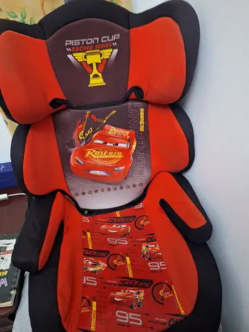 Disney Pixar Cars booster car seat (child) - good condition