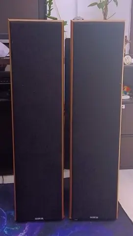 Pair of vintage floor-standing stereo speakers - good working condition