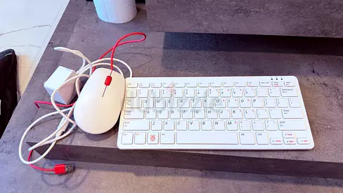 Raspberry Pi 400 Keyboard Computer