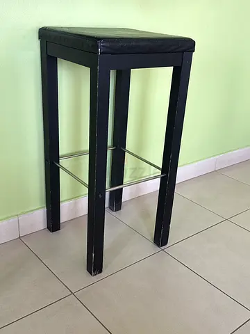 2 Simple black bar stool with padded seat - average condition