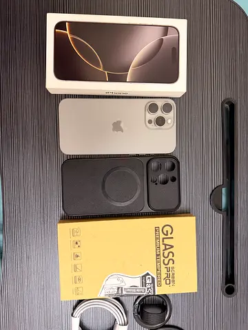 iPhone 16 Pro Max 512GB Natural Titanium – Pristine Condition (AppleCare+ till Apr 2027)