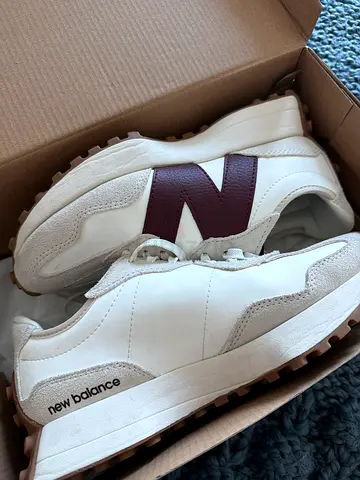 New Balance Ladies Sneakers