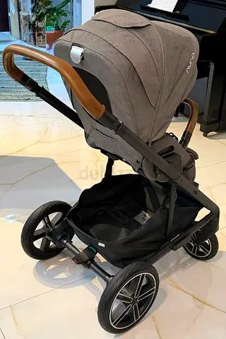 Nuna Mixx Next stroller in grey with leatherette handle - excellent condition - Original price 4000