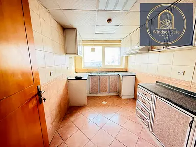 AMAZING OFFER 2 BEDROOM CLOSE HALL EASY EXIT TO DUBAI
