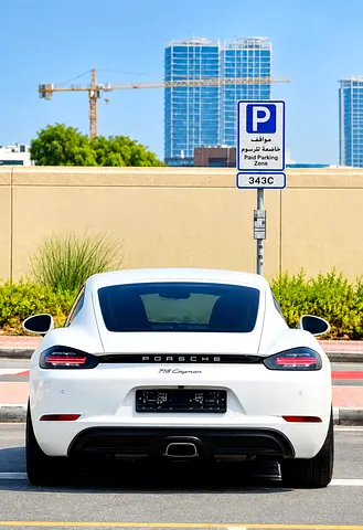 صورة 5 لـ 2017 Porsche CAYMAN