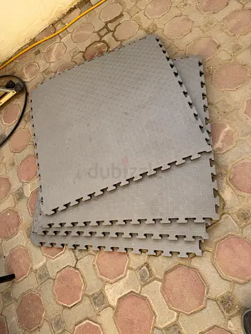 Foam floor mats