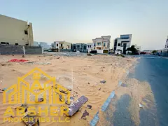Prime plot of land for sale, close from the main street, permit for ground floor + two floors