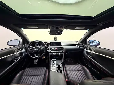 2023 Genesis G70 photo 10