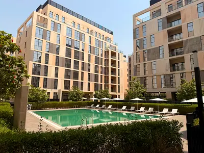 1bhk apartment with built-in wardrobe in Al Mamsha