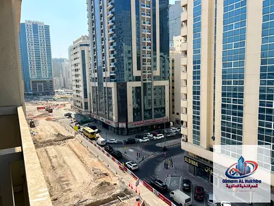 ب40 الف فقط ارخص 3غرف وصاله بالمجاز2 اول ساكن مع 2بلكون وانترنت فري شارع جمال عبد الناصر تسهيلات بالسداد الصيانه مجانيه وسهله الوصول وعلي مخرج دبي