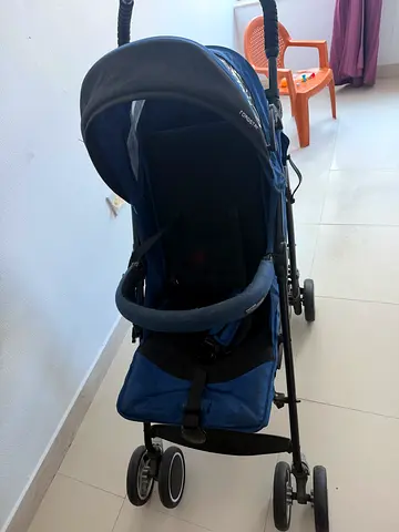 Lightweight navy baby stroller - good condition