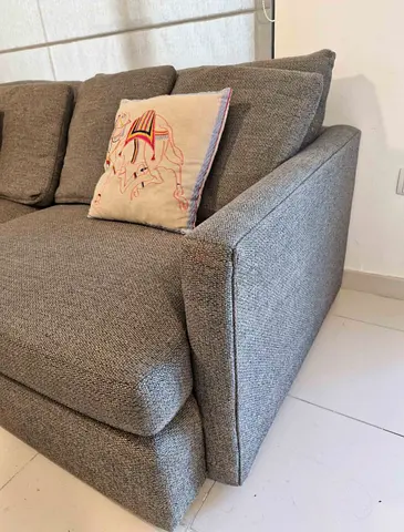 Perfect condition crate&barrel 3 seater sofa