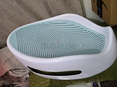 Used baby bath tub with non-slip insert - good condition