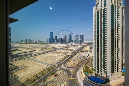 √ High Level and Move-in Ready| Exclusive √