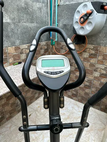 Used elliptical cross trainer / exercise bike - good working condition