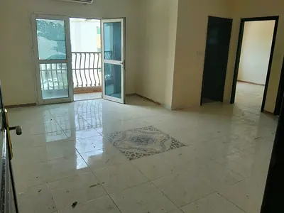 غرفة وصالة للايجار السنوي في الشارقة مساحة واسعة تكييف مركزي سعري بسيط ومغري تسهيل في الدفعات والسداد