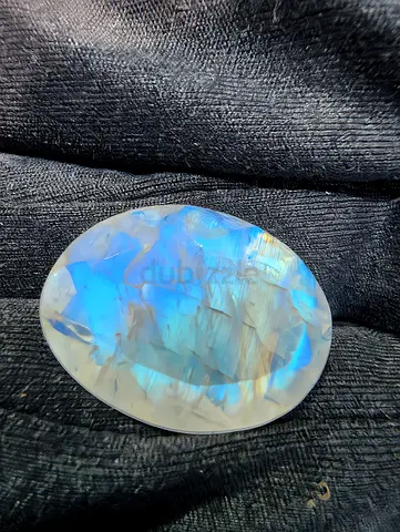Moonstone with Blue Flash