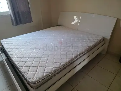 White Glossy Bed Frame with Comfortable Mattress