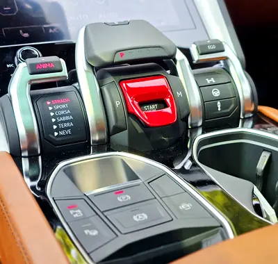 صورة مصغرة 14 لـ 2022 Lamborghini URUS