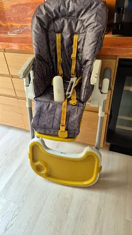 Adjustable Baby High Chair with Removable Tray - Good Condition