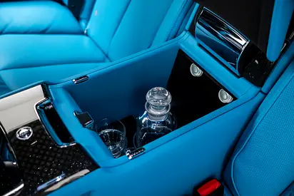 2025 ROLLS-ROYCE CULLINAN — миниатюра 18