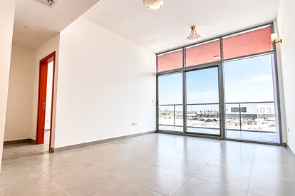 NEAR CREEK METRO + SCHOOL + MAIN ROAD - READY 2 MOVE IN